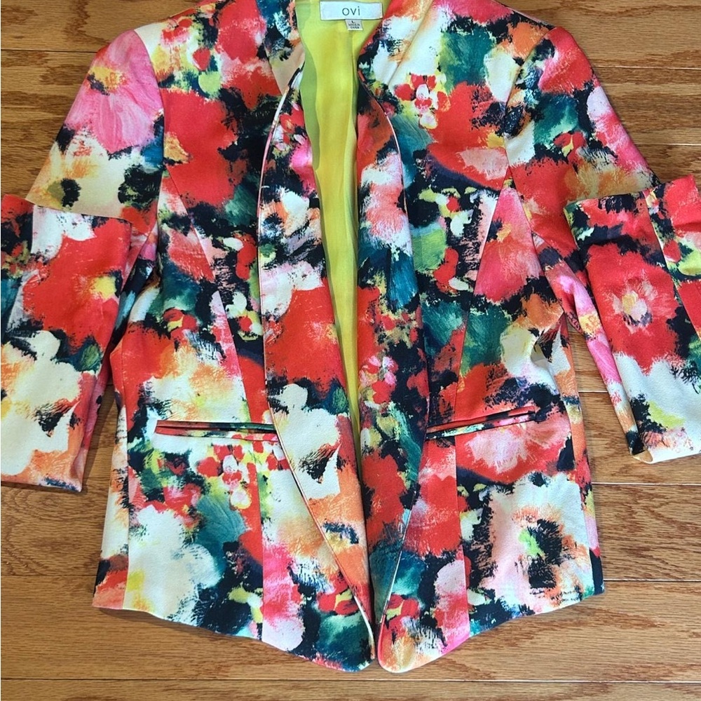 Ovi Women's Multicolor Floral Blazer